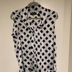 ⭐2/$20 Nine West | Women's Business Casual Sleeveless Top Size Medium